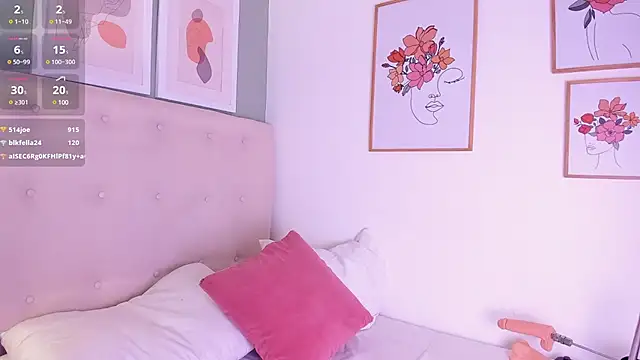 YuliCardona  online show from 03-19-25, 11:47