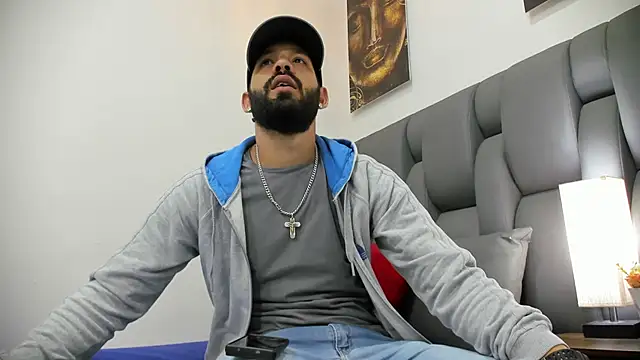 Thiagogomez online show from 03-10-26, 07:07