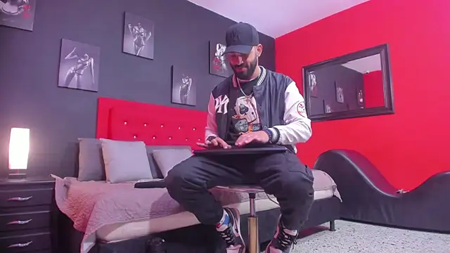 Thiagogomez online show from 11-30-25, 12:28