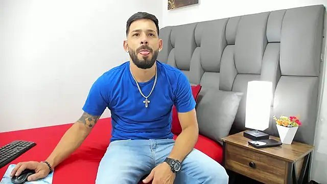 Thiagogomez online show from 03-12-26, 07:07