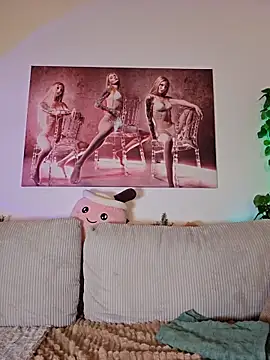 LessiaMia online show from 02-20-26, 09:06