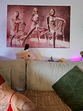 LessiaMia online show from 03-16-26, 08:44