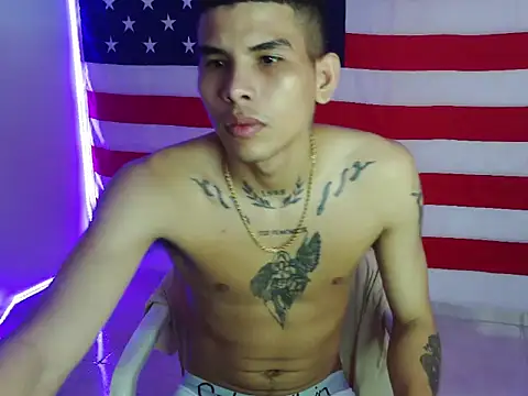 Snapshot of hot_king20 chatting on 11-13-25, 05:06 hot king20 online show from 11-13-25, 05:06