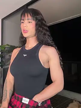 Helenbronwx online show from 01-04-25, 12:16