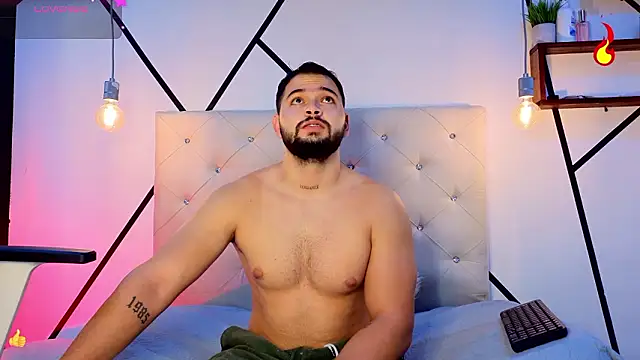 Snapshot of Andrew_Brown chatting on 02-02-26, 01:10 Andrew Brown online show from 02-02-26, 01:10