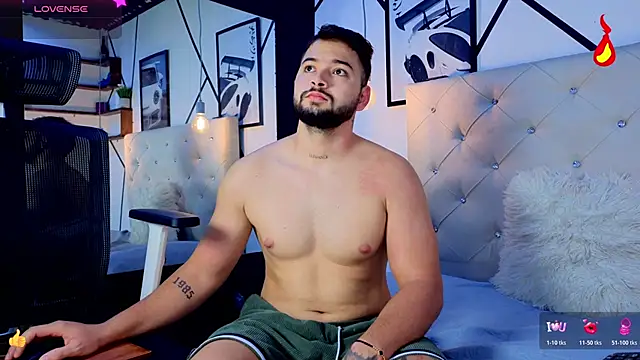 Snapshot of Andrew_Brown chatting on 02-12-26, 12:16 Andrew Brown online show from 02-12-26, 12:16