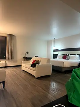 Bigbuttbrooklynn online show from 09-10-25, 02:32