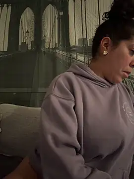 Bigbuttbrooklynn online show from 04-07-26, 06:04