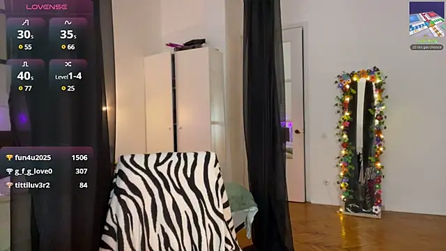 Snapshot of sunshine_lina chatting on 01-09-25, 02:43 sunshine lina online show from 01-09-25, 02:43