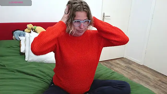cumfun online show from 05-11-26, 05:43