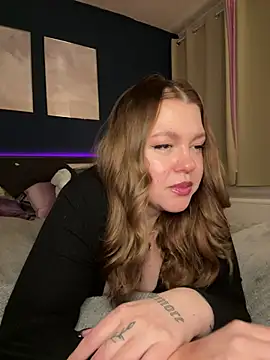 VictoriaLaFleur online show from 02-15-26, 09:25