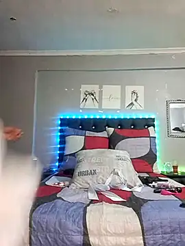 Toya P online show from 11-20-25, 08:48