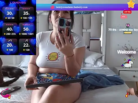 Snapshot of hellen_martin chatting on 01-08-26, 05:08 hellen martin online show from 01-08-26, 05:08