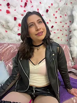 Snapshot of SkarletJhonson_ chatting on 02-14-26, 04:45 SkarletJhonson online show from 02-14-26, 04:45