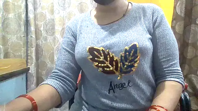 Snapshot of lovely_zara chatting on 12-03-24, 11:51 lovely zara online show from 12-03-24, 11:51