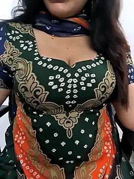 Snapshot of lovely_zara chatting on 10-03-25, 06:31 lovely zara online show from 10-03-25, 06:31