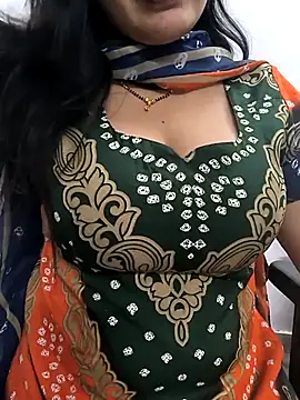 Snapshot of lovely_zara chatting on 11-20-25, 12:28 lovely zara online show from 11-20-25, 12:28