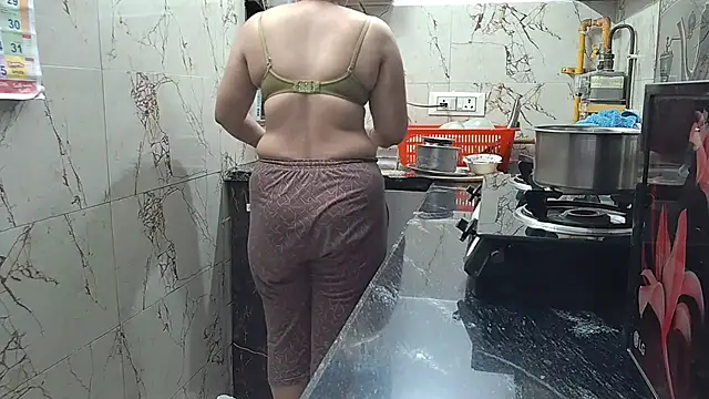 bhabhisexxy 880 online show from 07-24-26, 03:46