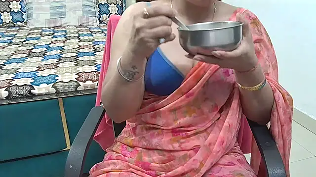 bhabhisexxy 880 online show from 06-19-26, 03:45