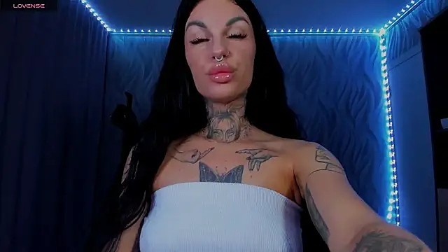 angel devil forever online show from 06-25-26, 10:59