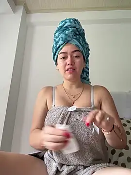 Danielavegax online show from 05-17-26, 05:13