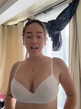Danielavegax online show from 05-25-26, 09:35