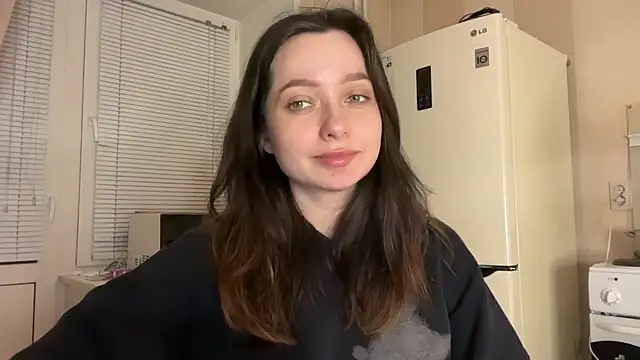 Snapshot of _liatris_ chatting on 09-22-25, 02:56  liatris  online show from 09-22-25, 02:56