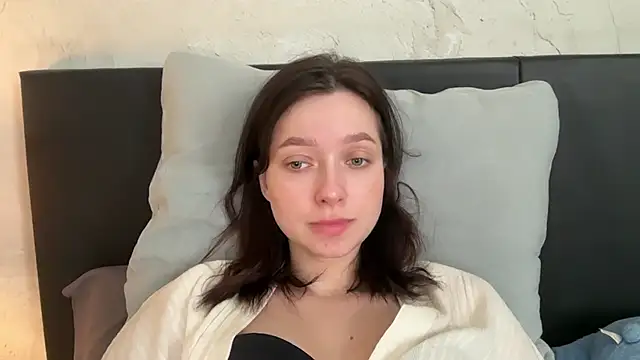 Snapshot of _liatris_ chatting on 01-16-25, 05:00  liatris  online show from 01-16-25, 05:00