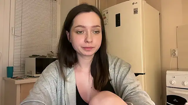 Snapshot of _liatris_ chatting on 09-17-25, 03:36  liatris  online show from 09-17-25, 03:36