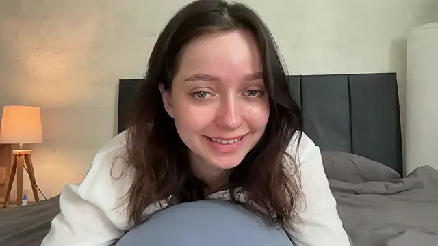 Snapshot of _liatris_ chatting on 01-25-25, 05:29  liatris  online show from 01-25-25, 05:29