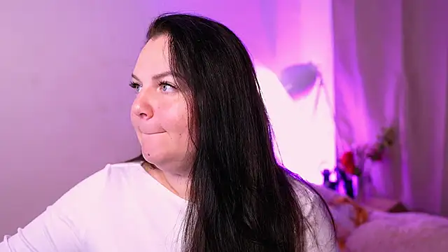 Snapshot of ameliaminkx chatting on 10-30-25, 03:49 ameliaminkx online show from 10-30-25, 03:49