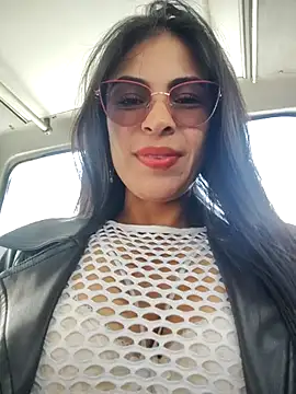 Snapshot of Astrid-- chatting on 02-10-26, 03:11 Astrid-- online show from 02-10-26, 03:11