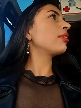 Astrid-- online show from 11-18-25, 07:39