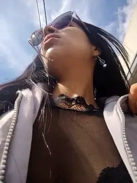 Snapshot of Astrid-- chatting on 02-09-26, 03:21 Astrid-- online show from 02-09-26, 03:21