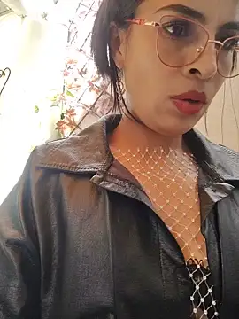 Astrid-- online show from 05-19-26, 07:32
