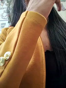 Astrid-- online show from 10-29-25, 07:57