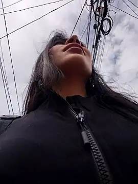 Astrid-- online show from 05-27-26, 03:08