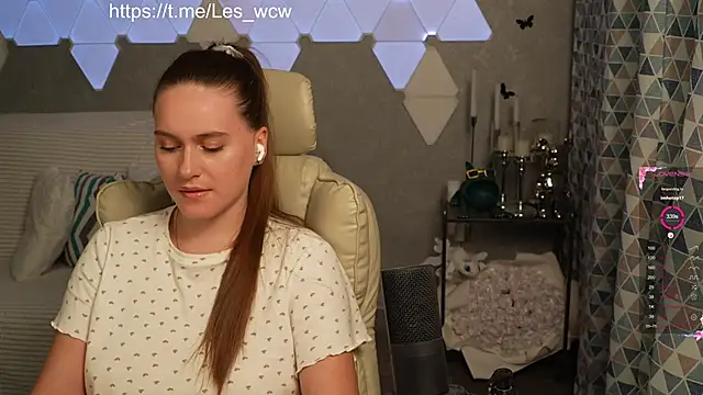 HarleyDeess online show from 11-03-25, 10:46