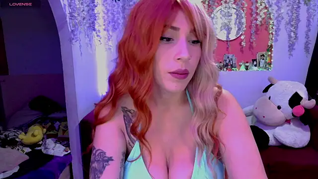 Snapshot of ValentinaMiller_ chatting on 03-31-26, 08:33 ValentinaMiller online show from 03-31-26, 08:33