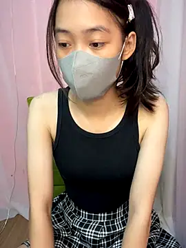 DA-EUN online show from 09-18-25, 03:09