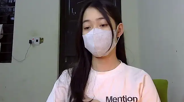 DA-EUN online show from 02-24-25, 08:06