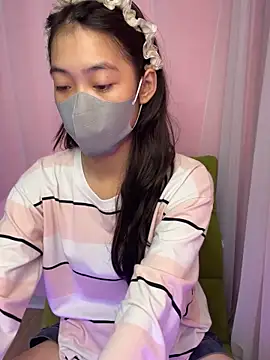DA-EUN online show from 09-29-25, 02:51