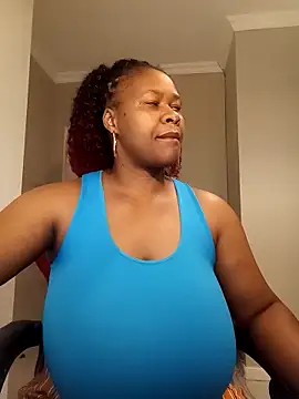 bustylisa1983 online show from 04-24-26, 05:31