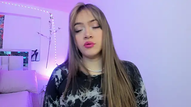 Snapshot of Samanta_roberts1 chatting on 09-29-25, 11:27 Samanta roberts1 online show from 09-29-25, 11:27