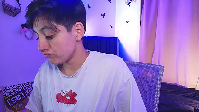 9 Fernanda 9 online show from 10-13-25, 08:38