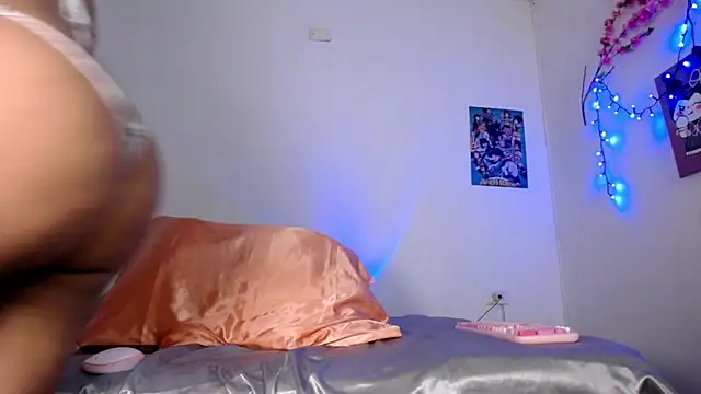 lou cute online show from 04-02-26, 04:13