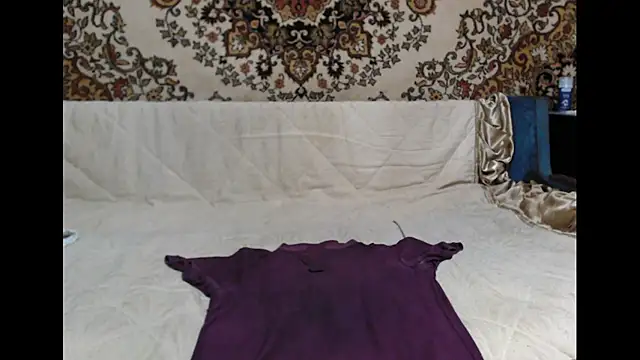 Snapshot of AlanStrongs chatting on 06-03-26, 02:29 AlanStrongs online show from 06-03-26, 02:29