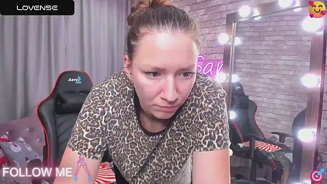 Snapshot of SarahCoksss chatting on 03-20-25, 11:56 SarahCoksss online show from 03-20-25, 11:56