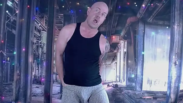 ManlyPrisonGuy online show from 11-29-25, 01:22