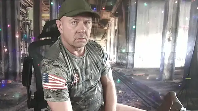 Snapshot of ManlyPrisonGuy chatting on 10-18-25, 12:07 ManlyPrisonGuy online show from 10-18-25, 12:07